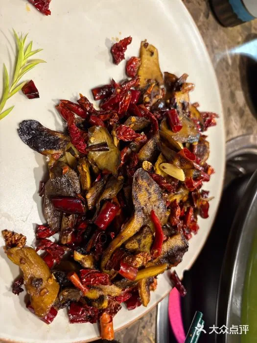 Photo 3 from Aishangjun · Yunnan Wild Mushroom Hotpot · Yunnan Stir-fried Mushrooms (Kunming Old Street Branch)