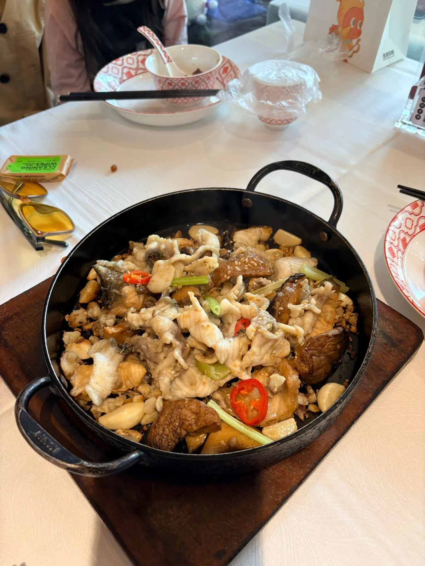 Photo 2 from Tanchu Zhongshan Family Cuisine · Pigeon · Crispy Grass Carp (Upperhills Store)