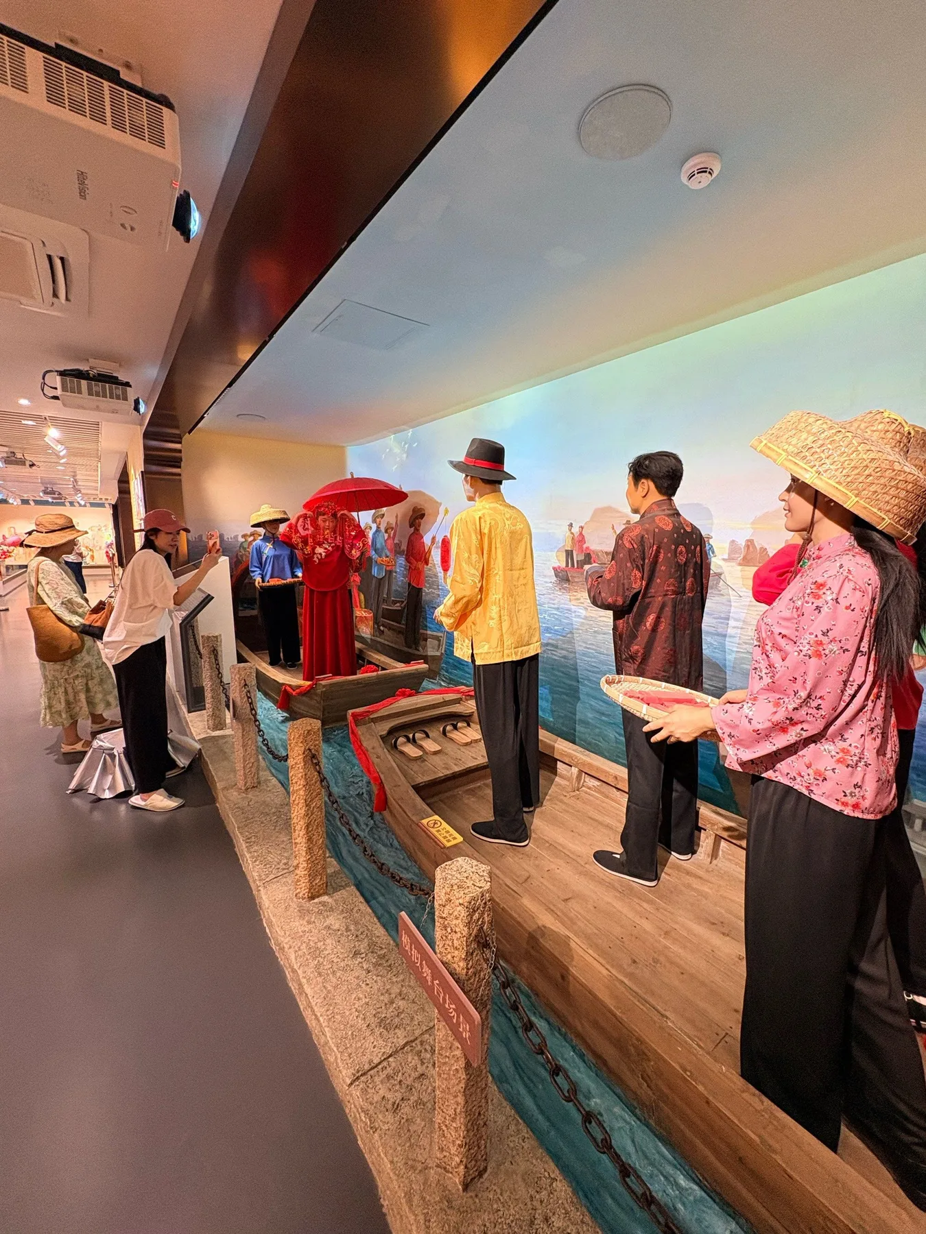 Photo 4 from Fengshan Folk Culture Tourism Area