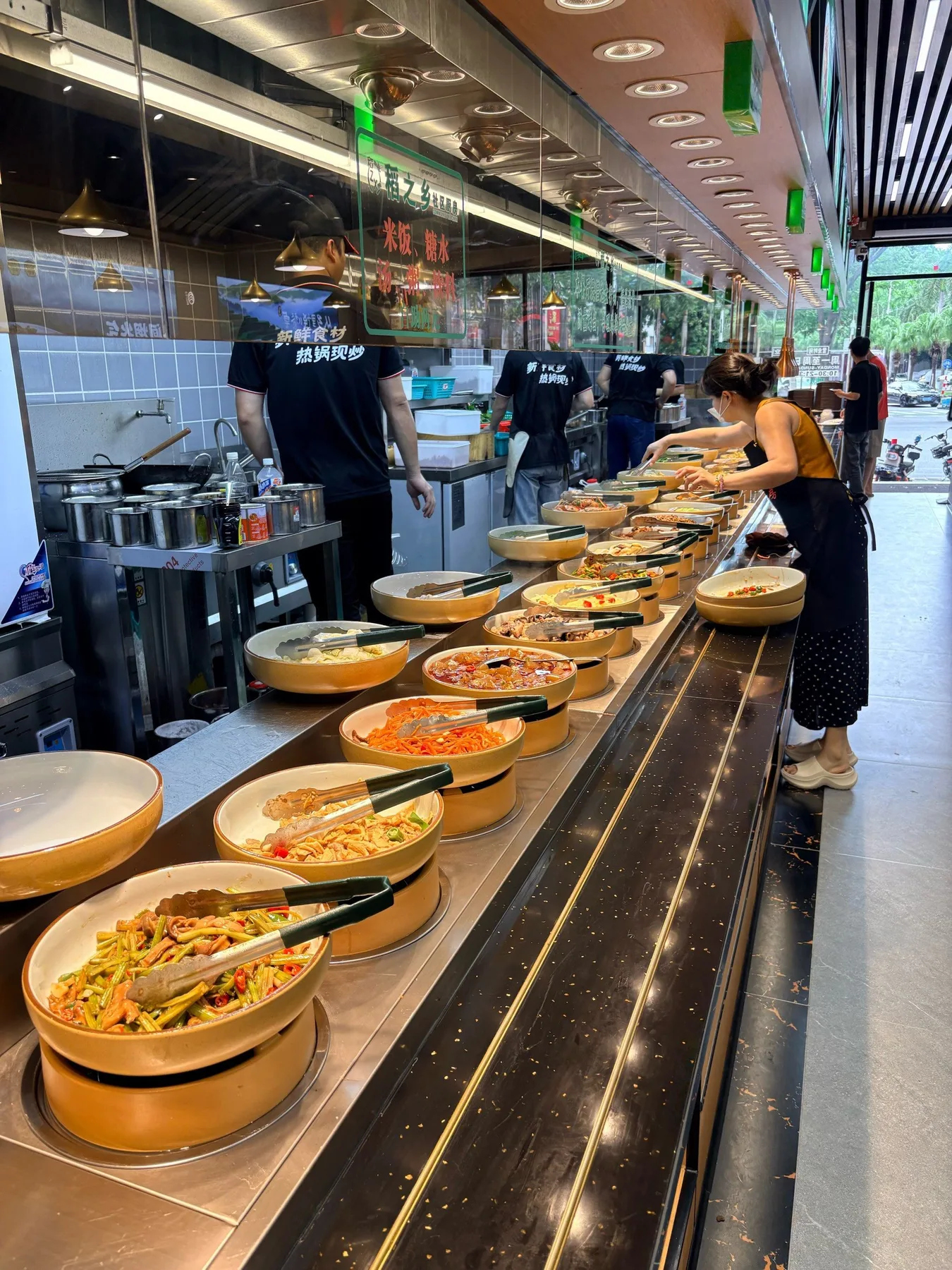 A photograph from the visit to Daozhixiang Community Kitchen