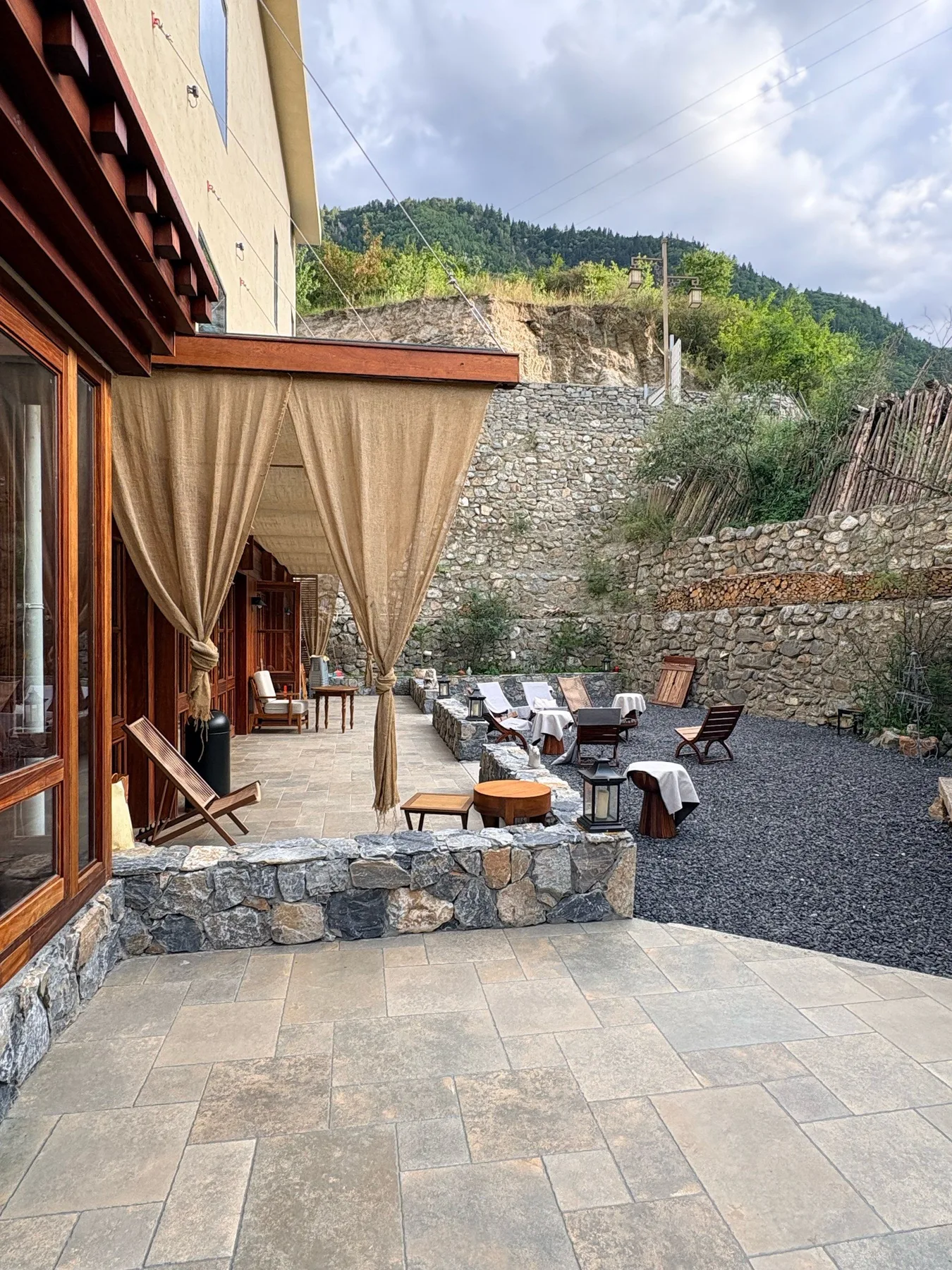 Photo 4 from Yunman Banshan Guesthouse (Jiuzhaigou Visitor Center Branch)
