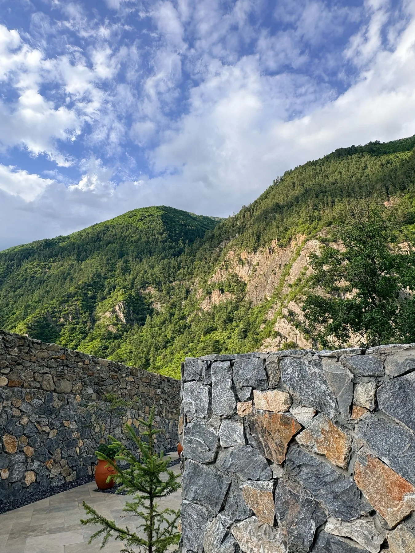 Photo 6 from Yunman Banshan Guesthouse (Jiuzhaigou Visitor Center Branch)