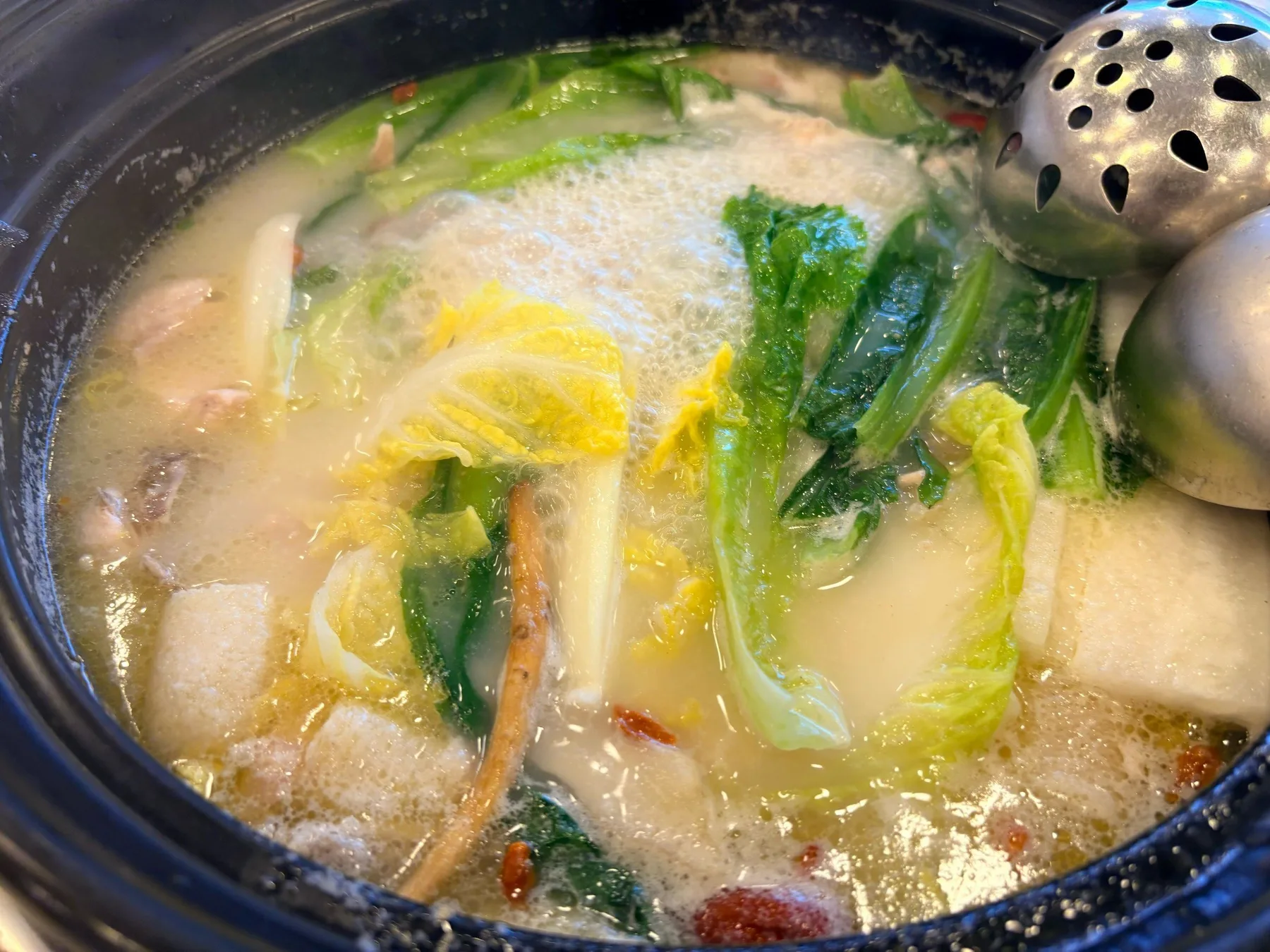 Photo 2 from Yipin Gong Pork Stomach Chicken · Coconut Chicken (Wanda Golden Street Branch)